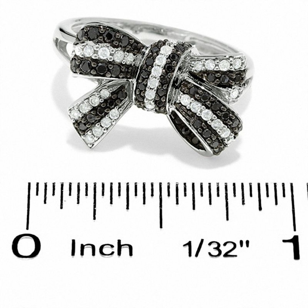 Black and Silver Bow Ring Size 4.5 - Picture 4 of 4